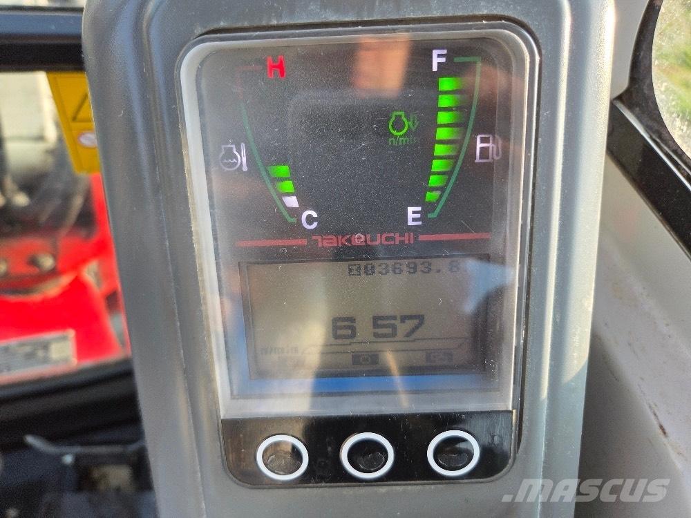Takeuchi TB225 ミニ油圧ショベル 7t以下（ミニユンボ・ミニディガー）
