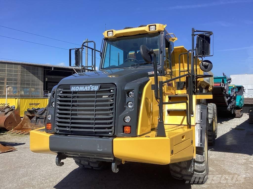 Komatsu HM 300-3E0 アーティキュレート式ダンプトラック