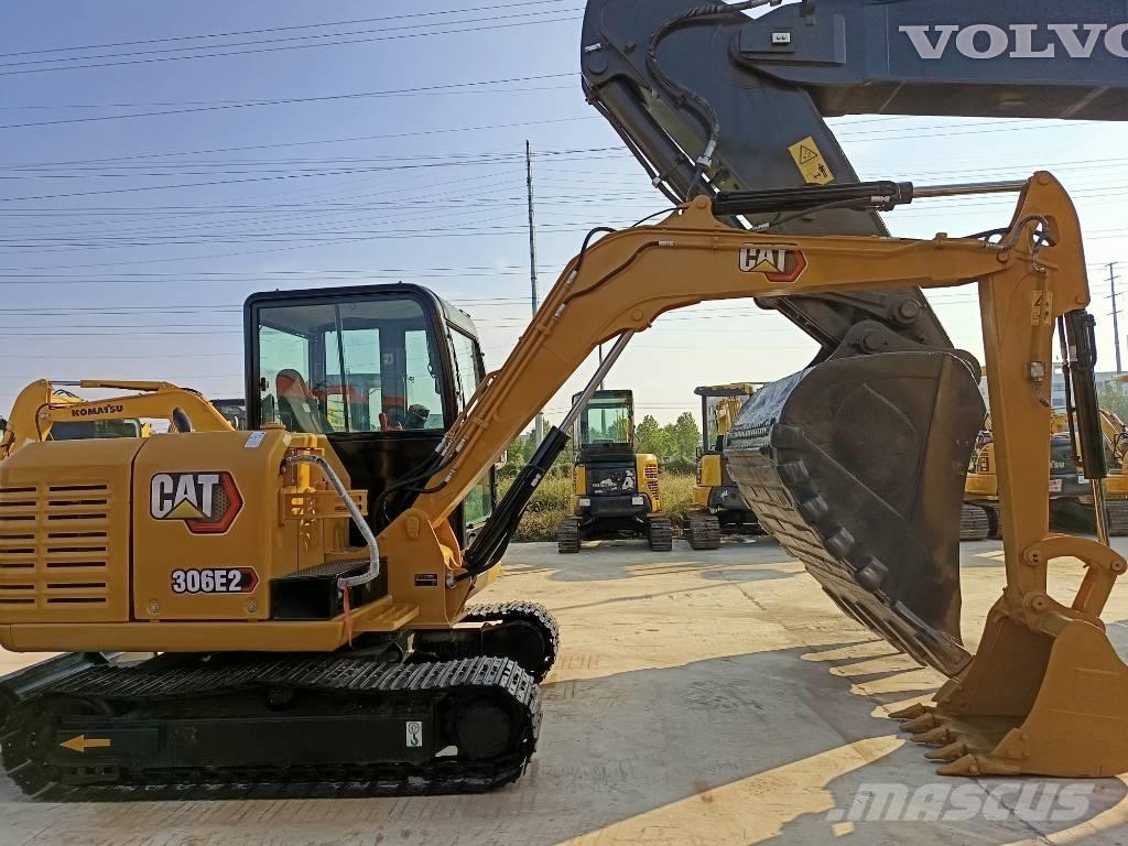 CAT 306 E2 ミニ油圧ショベル 7t以下（ミニユンボ・ミニディガー）