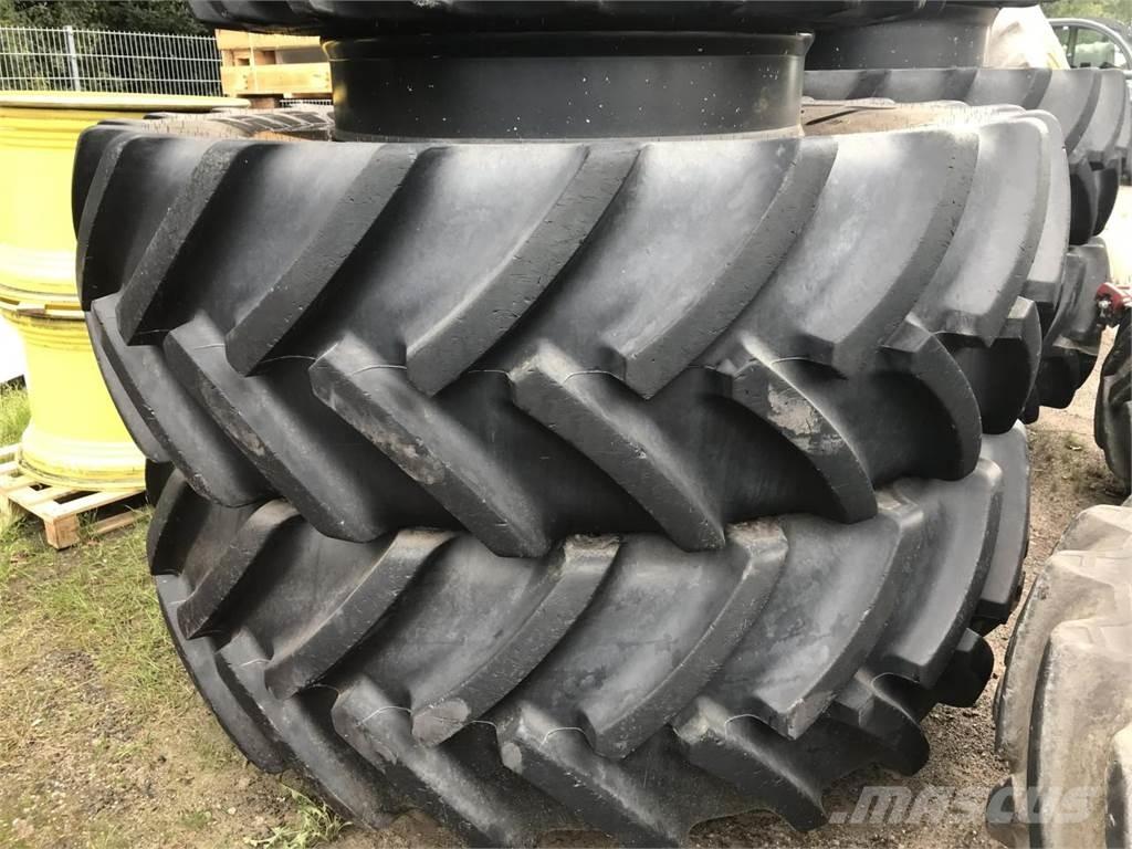 Mitas 680/80R42 タイヤ、ホイル、リム