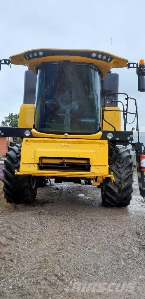 New Holland CX5.80 コンバイン