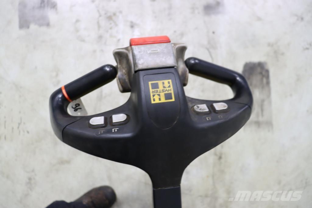 Hyster P1.8 ローリフト