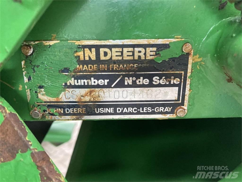 John Deere 550 ラウンドベーラー