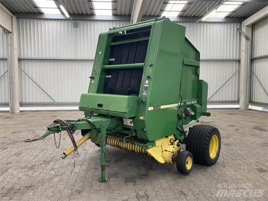 John Deere 550 ラウンドベーラー