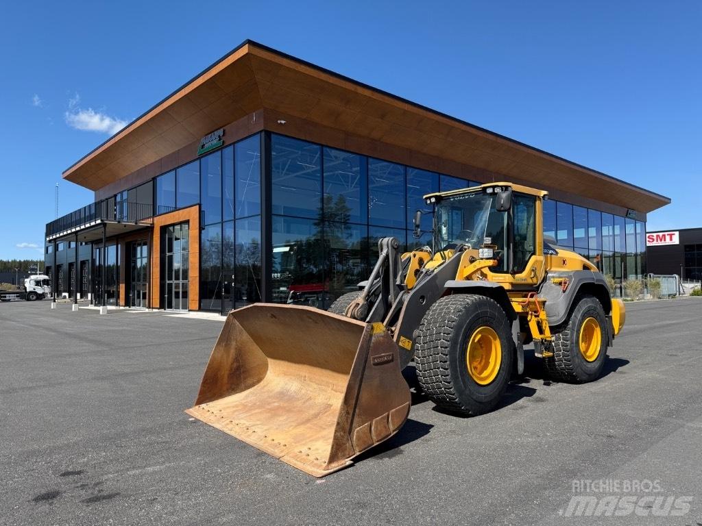 Volvo L120H ホイールローダー・タイヤショベル
