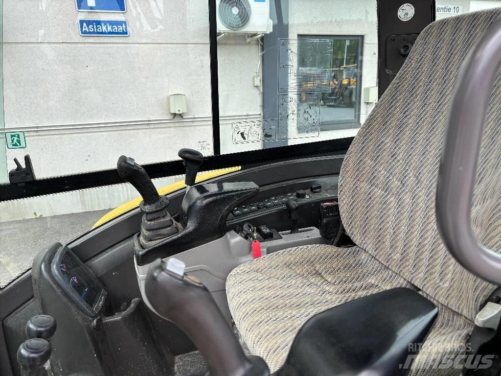 Volvo EC 27 C ミニ油圧ショベル 7t以下（ミニユンボ・ミニディガー）