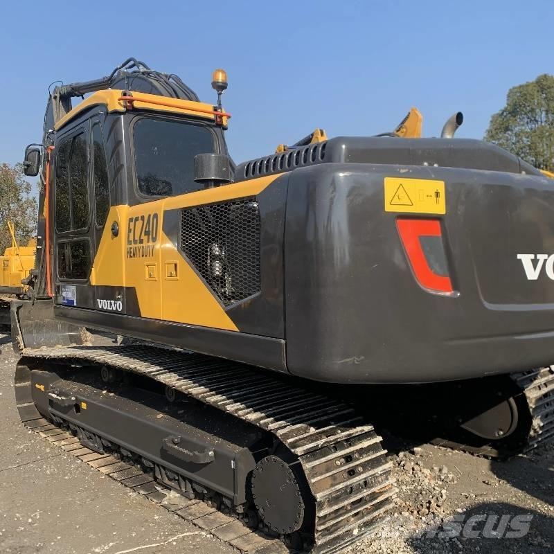 Volvo EC 240 大型油圧ショベル12t以上（パワーショベル・ユンボ）