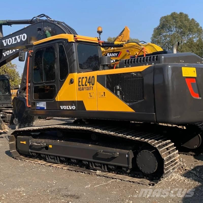 Volvo EC 240 大型油圧ショベル12t以上（パワーショベル・ユンボ）