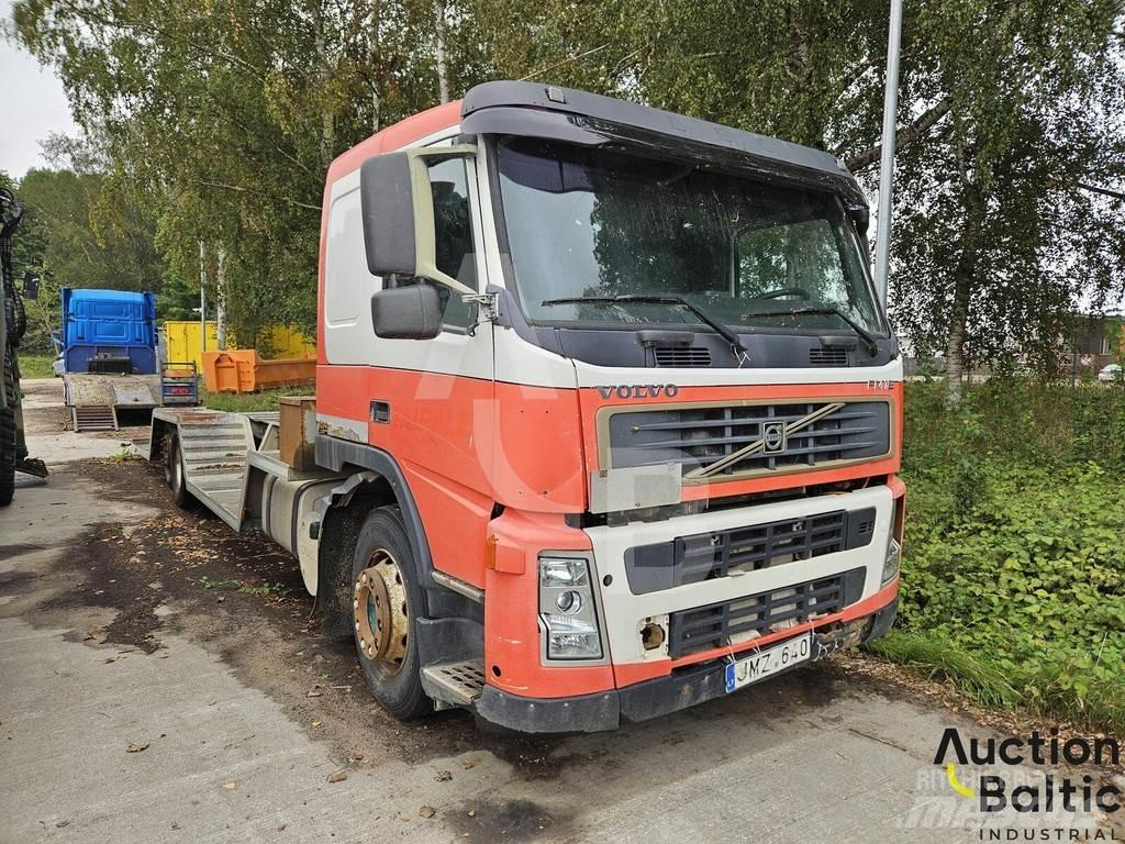 Volvo FM12 車両運搬車、キャリアカー