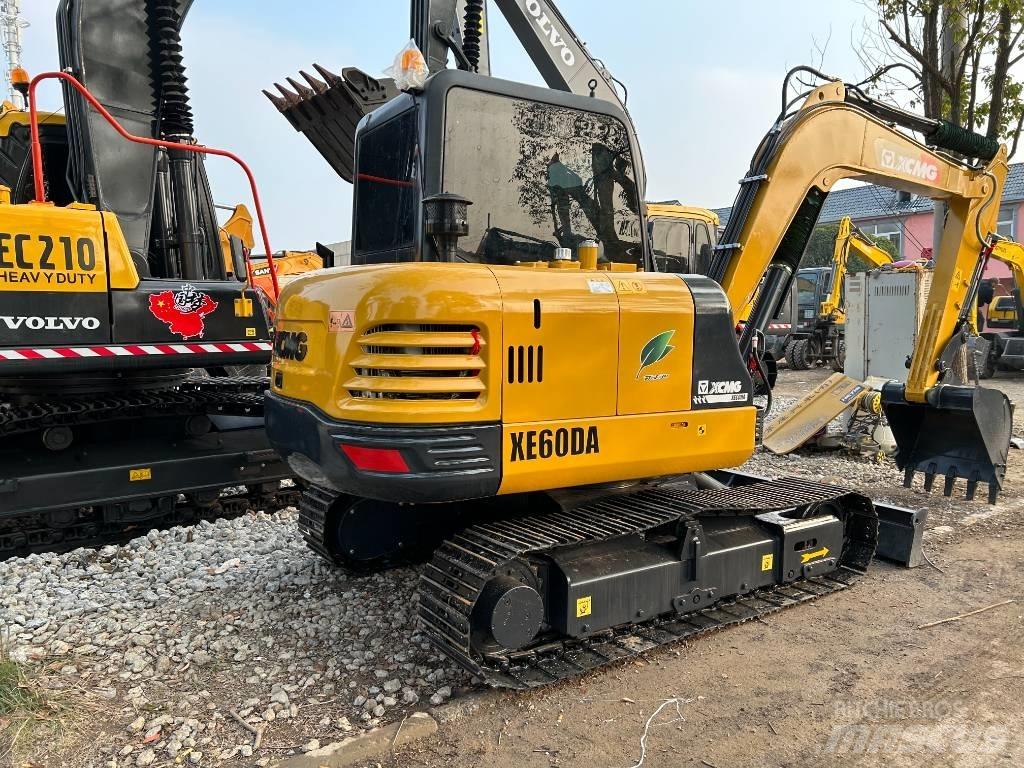 XCMG XE 60 D ミニ油圧ショベル 7t以下（ミニユンボ・ミニディガー）