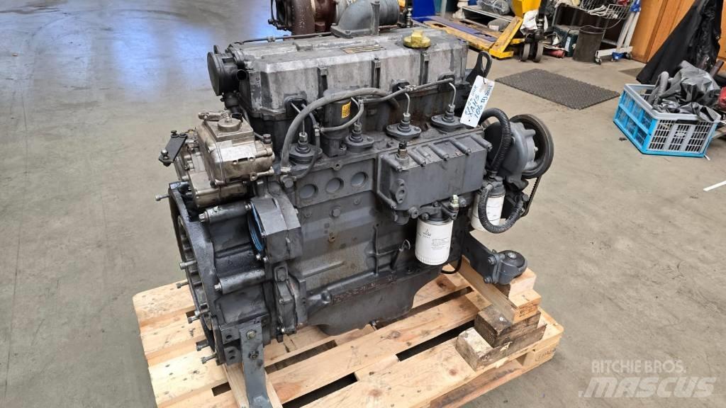 Deutz BF4M1013EC エンジン