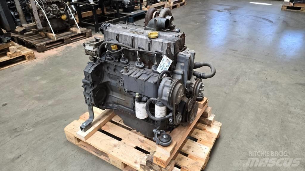 Deutz BF4M1013EC エンジン