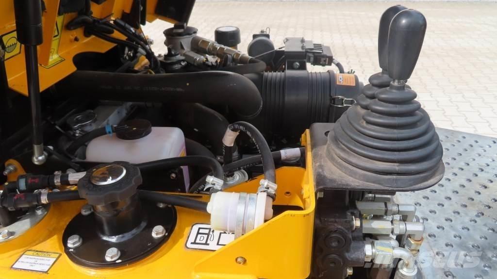 JCB 1T-2HT サイト　ダンプ