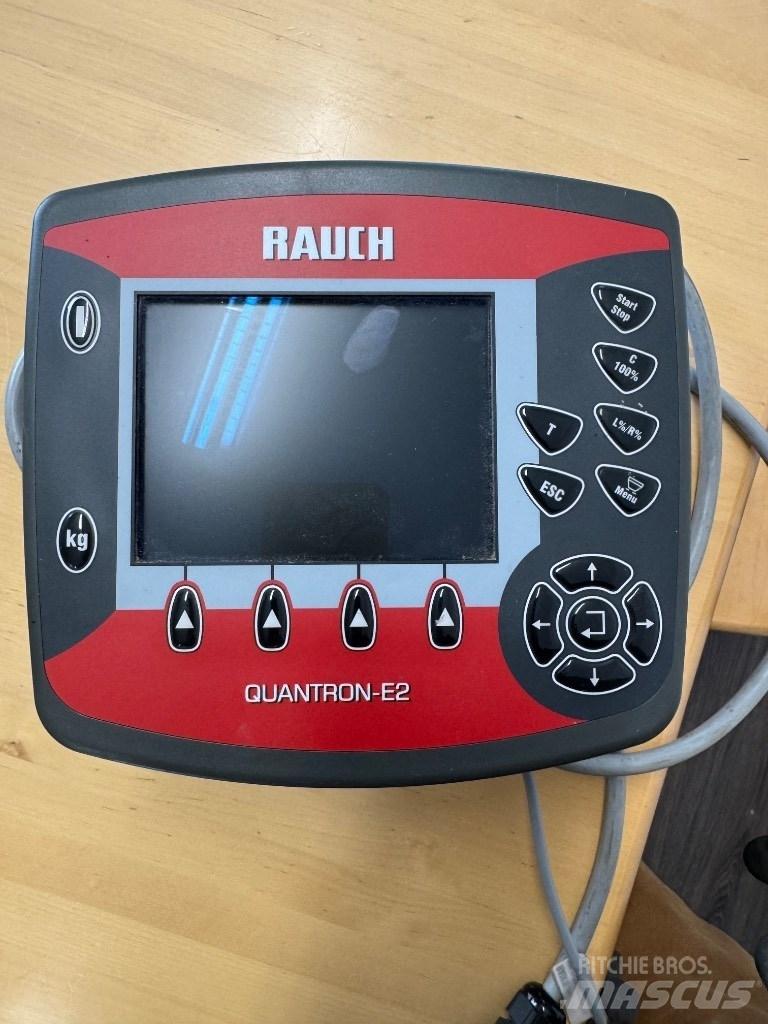 Rauch Axis 30.1 W ミネラル散布機