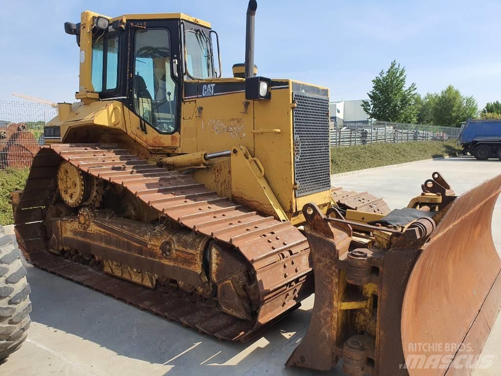 CAT D 6 M LGP ブルドーザー