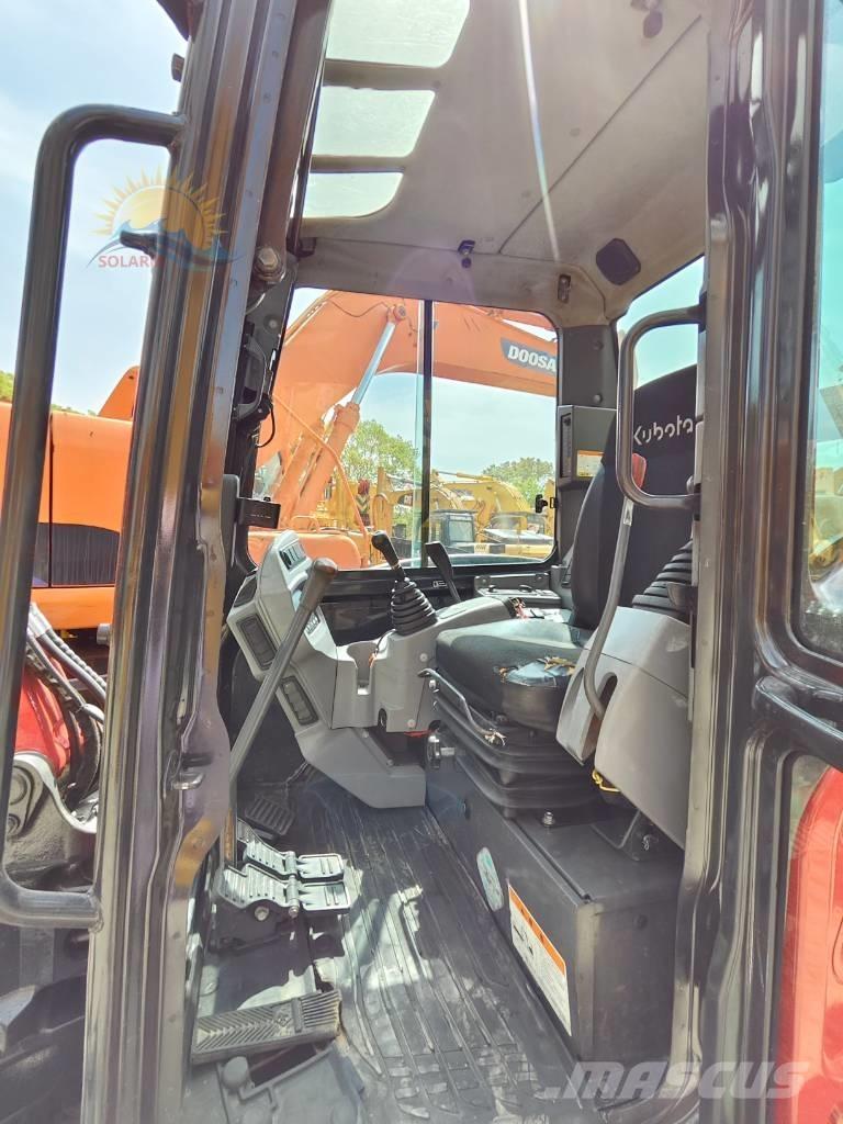 Kubota KX 163-5 ミニ油圧ショベル 7t以下（ミニユンボ・ミニディガー）