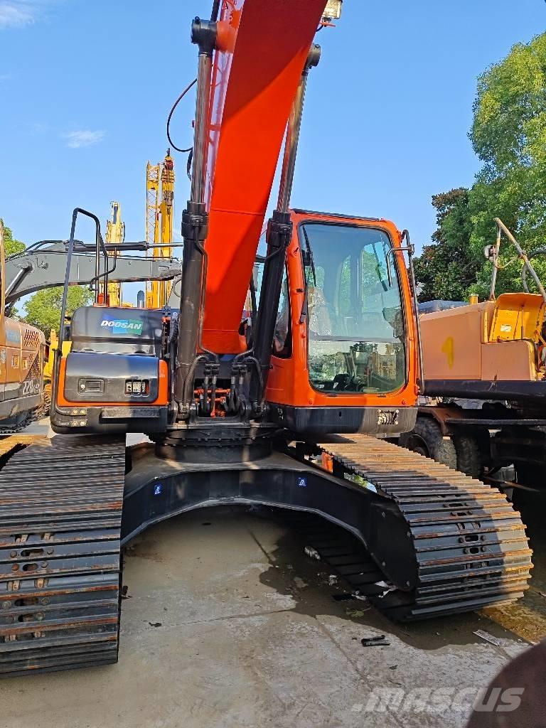 Doosan DX 225 LC-9C 大型油圧ショベル12t以上（パワーショベル・ユンボ）