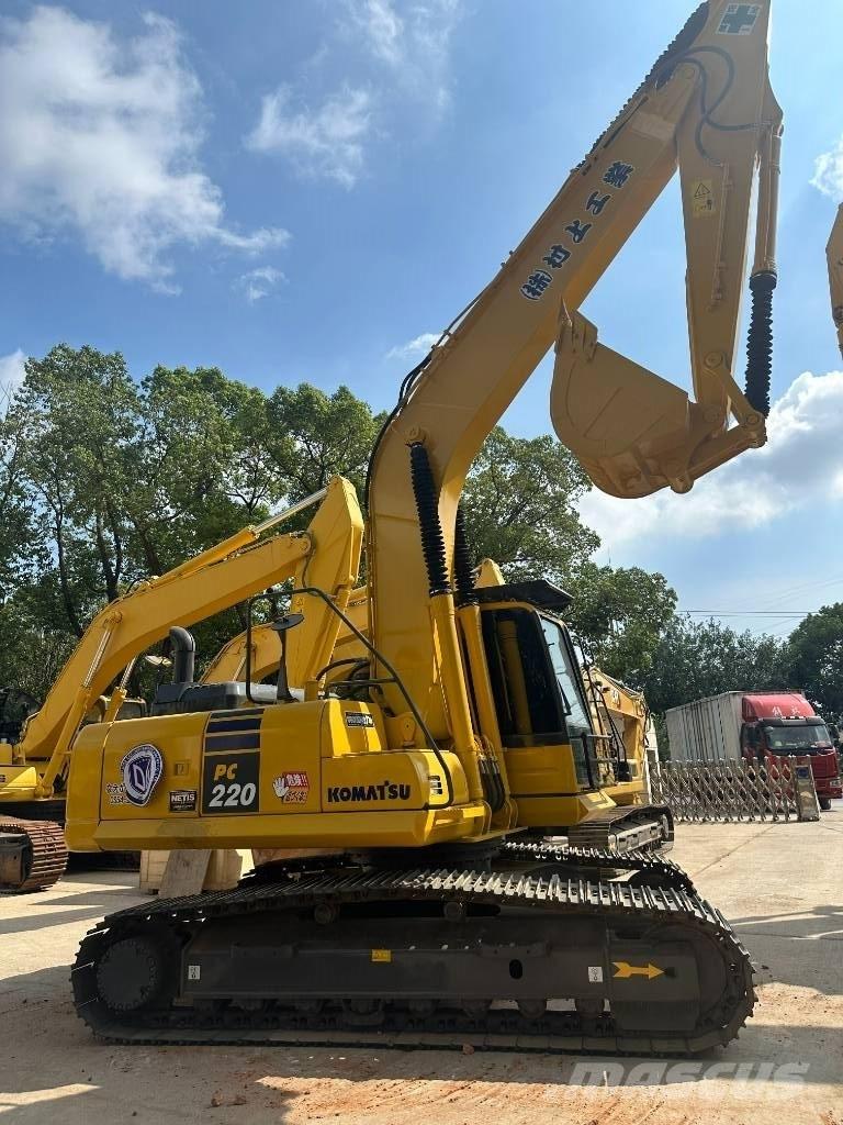 Komatsu PC 220-8 大型油圧ショベル12t以上（パワーショベル・ユンボ）