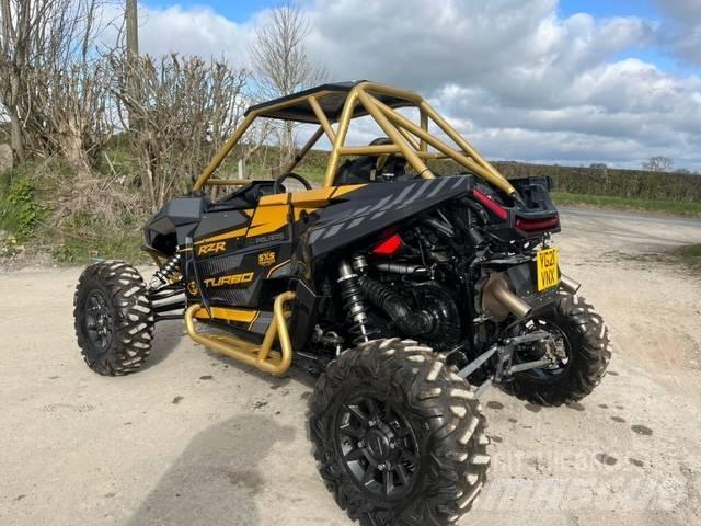 Polaris RS1 Turbo ユーティリティービークル・多目的四輪車