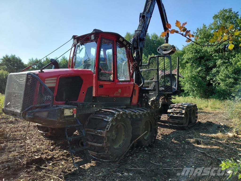 Komatsu 875 フォワーダー