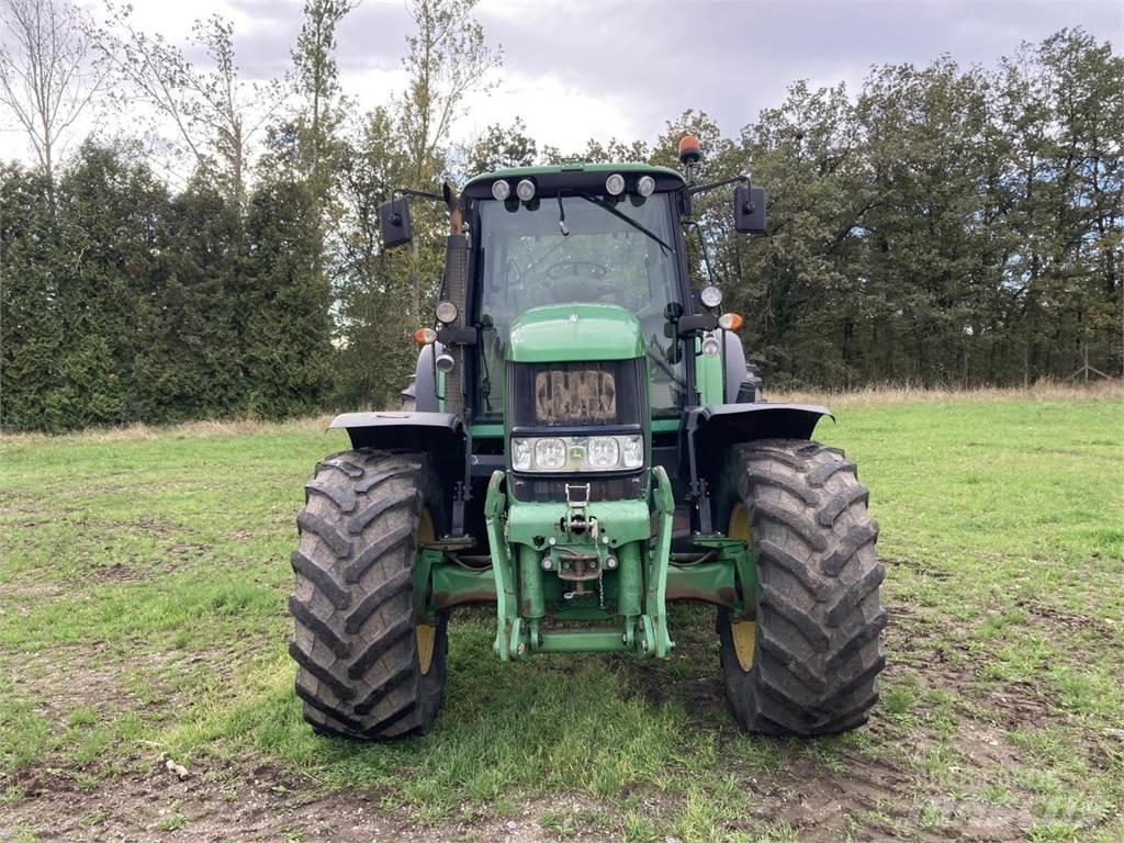 John Deere 7430 トラクター