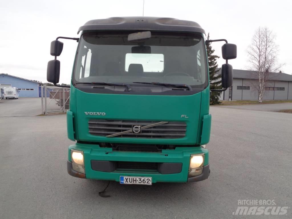 Volvo FL 240 4x2 ケーブルリフト着脱式トラック
