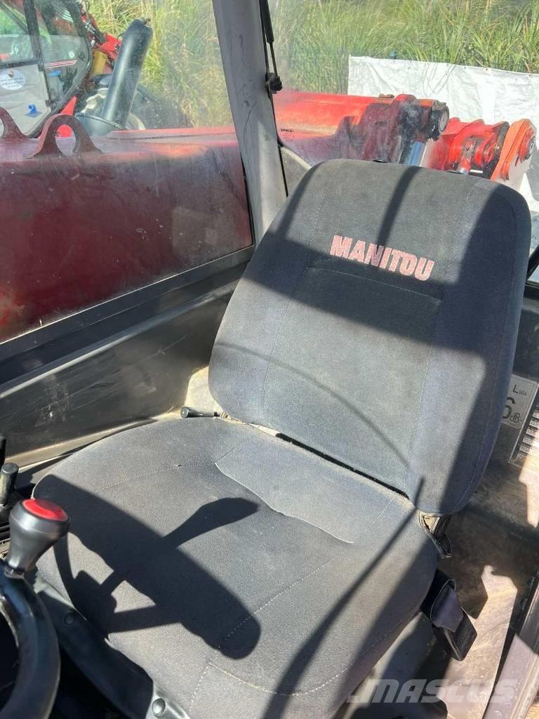 Manitou MT 1435 HSLT テレスコーピックハンドラー