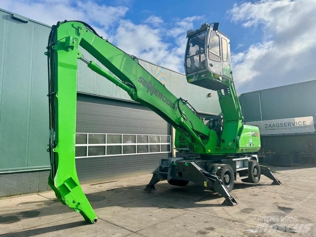 Sennebogen 821M E 廃棄物／工業産廃処理機
