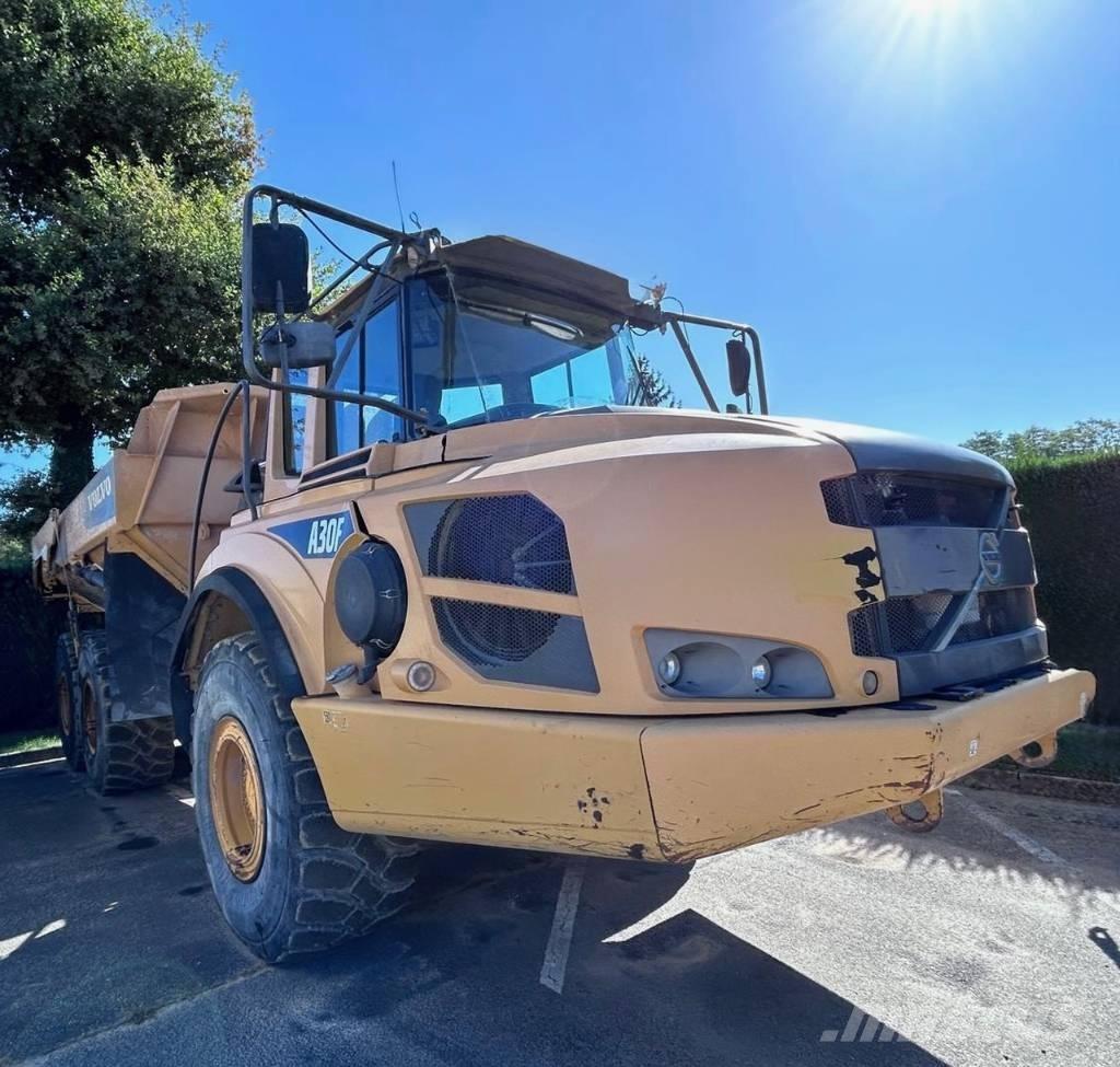 Volvo A 30 F アーティキュレート式ダンプトラック