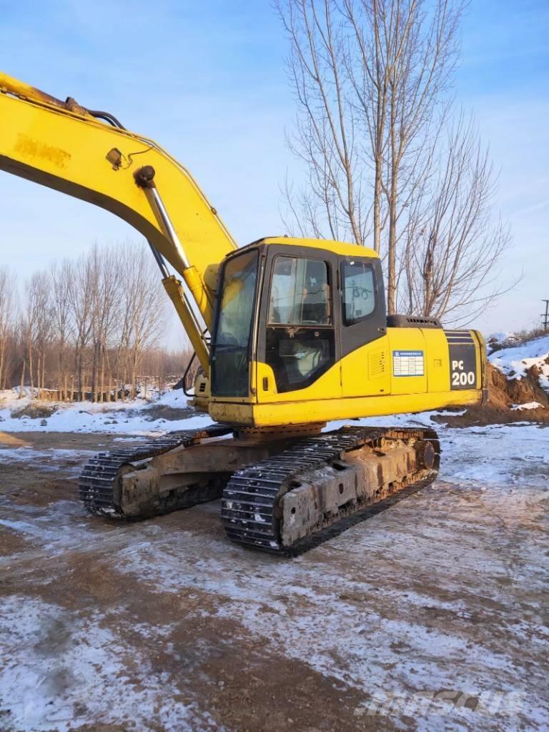 Komatsu pc200-7 大型油圧ショベル12t以上（パワーショベル・ユンボ）