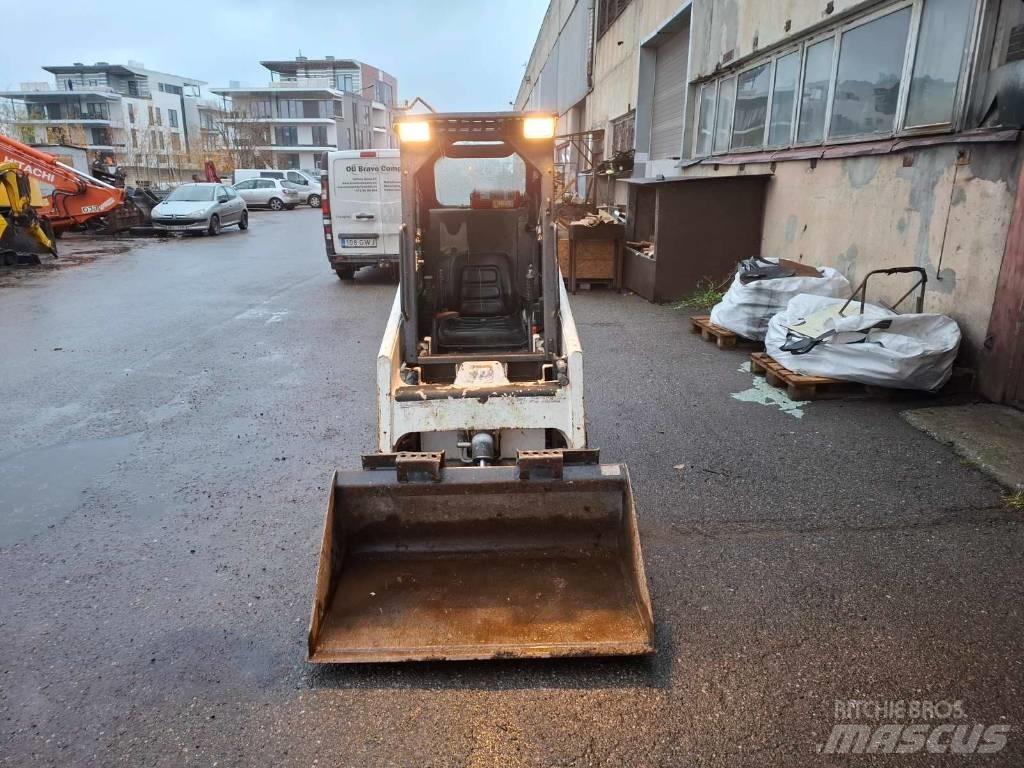 Bobcat S 70 スキッドステアローダー