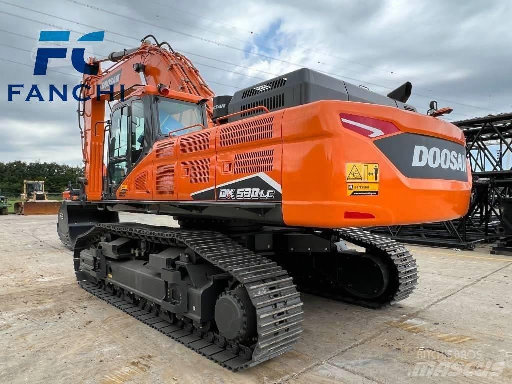 Doosan DX 530 LC-5 大型油圧ショベル12t以上（パワーショベル・ユンボ）