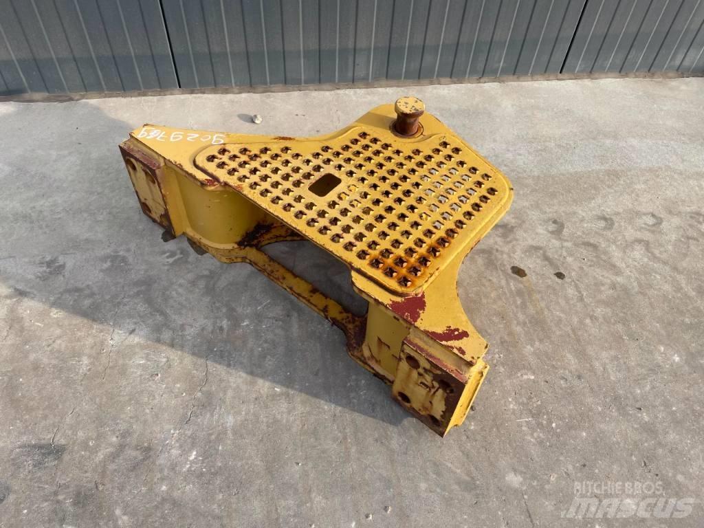 CAT D6K Zugtraverse その他部品