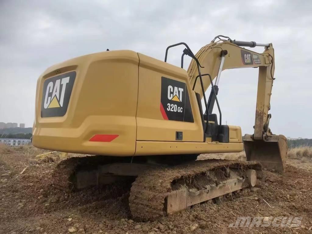 CAT 320 GC 大型油圧ショベル12t以上（パワーショベル・ユンボ）