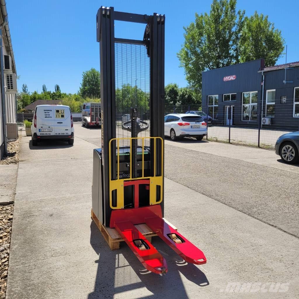 Hyster S 1.6 ウォーキンフォークリフト