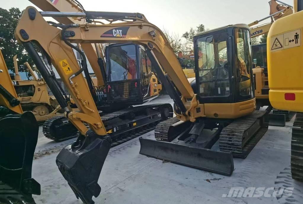 CAT 304 CR ミニ油圧ショベル 7t以下（ミニユンボ・ミニディガー）