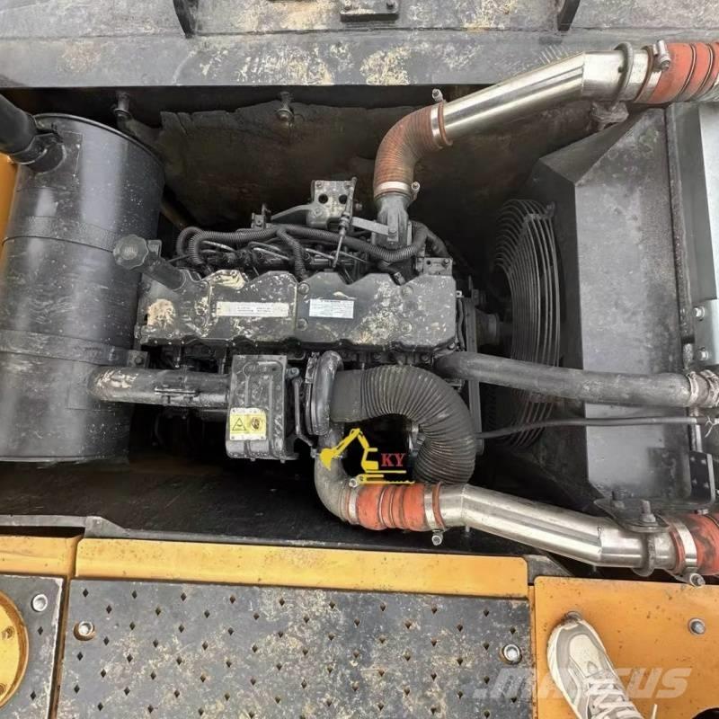 Hyundai 225VS 大型油圧ショベル12t以上（パワーショベル・ユンボ）