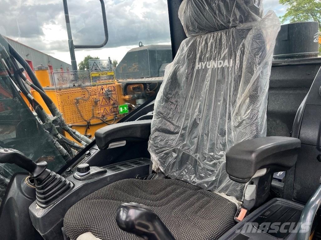 Hyundai HX 140 AL 大型油圧ショベル12t以上（パワーショベル・ユンボ）