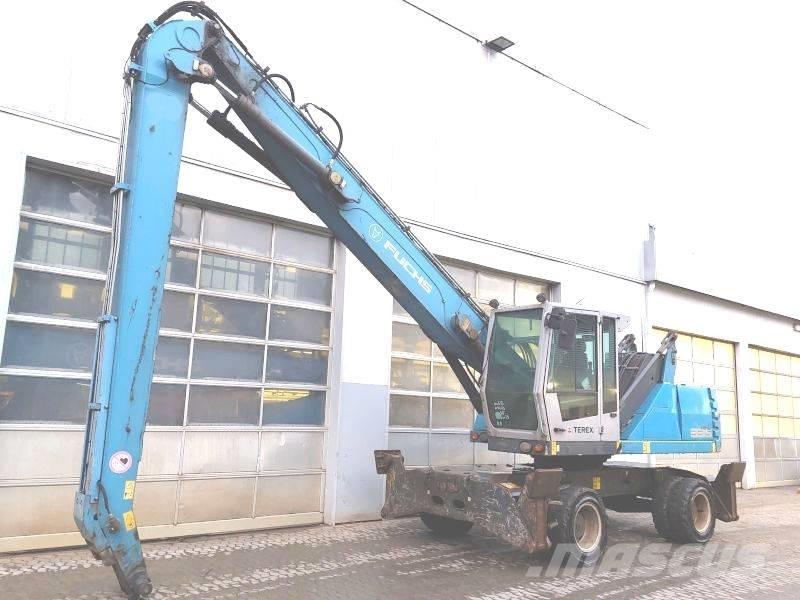 Fuchs MHL 335 E 廃棄物／工業産廃処理機