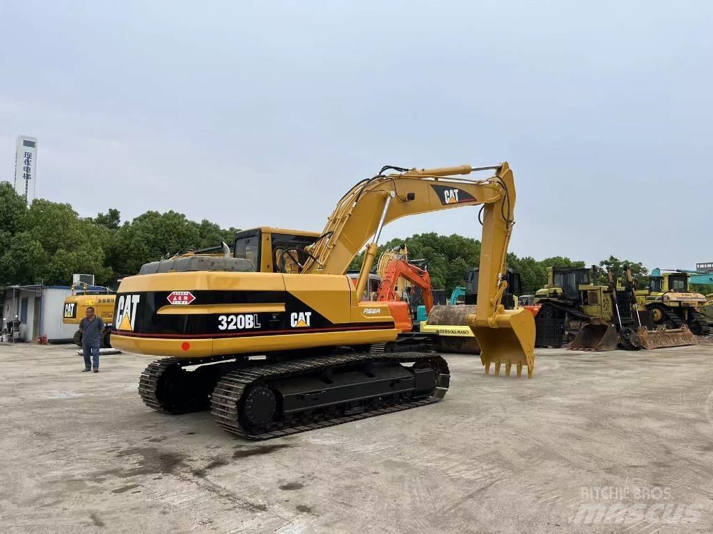 CAT 320 B L 大型油圧ショベル12t以上（パワーショベル・ユンボ）