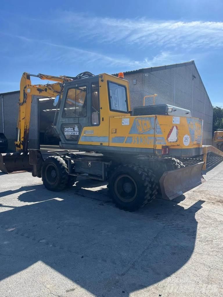 JCB JS130W ホイール式油圧ショベル（パワーショベル・ユンボ・バックホー）