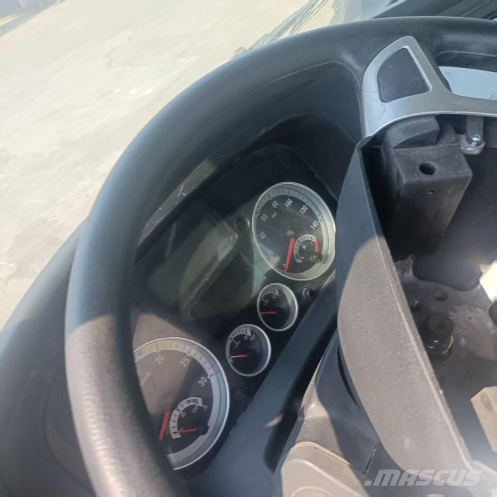 Howo 371 6x4 中古トラクターヘッド | トレーラーヘッド