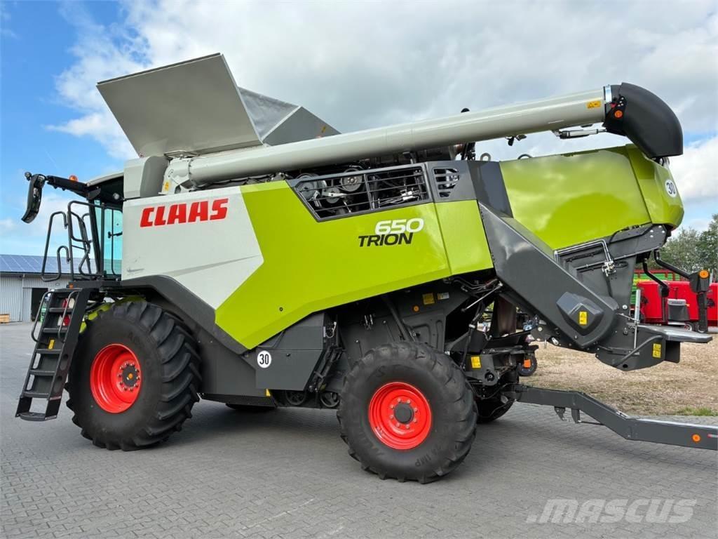 CLAAS Trion 650 コンバイン
