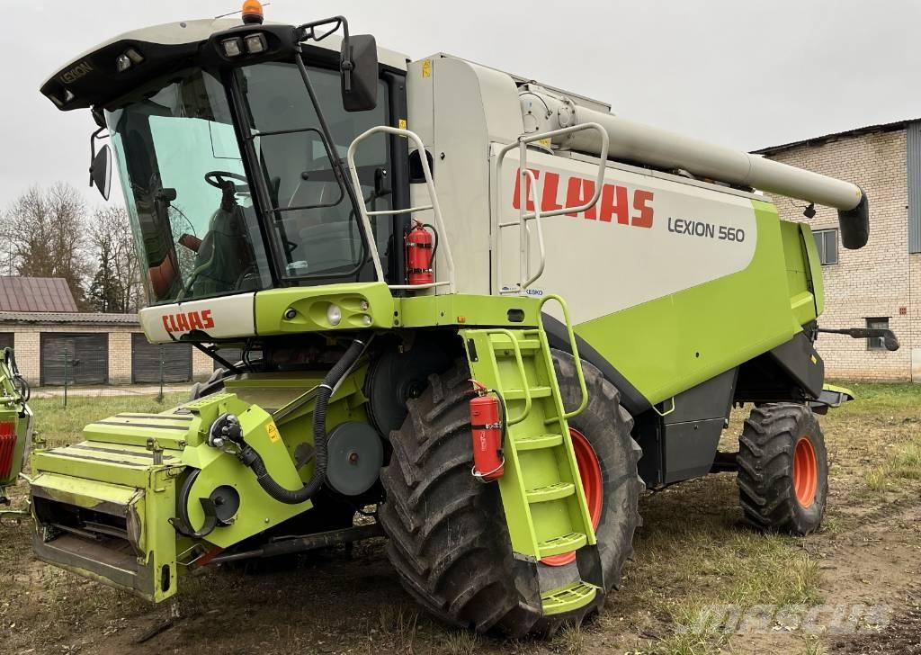 CLAAS Lexion 460 コンバイン