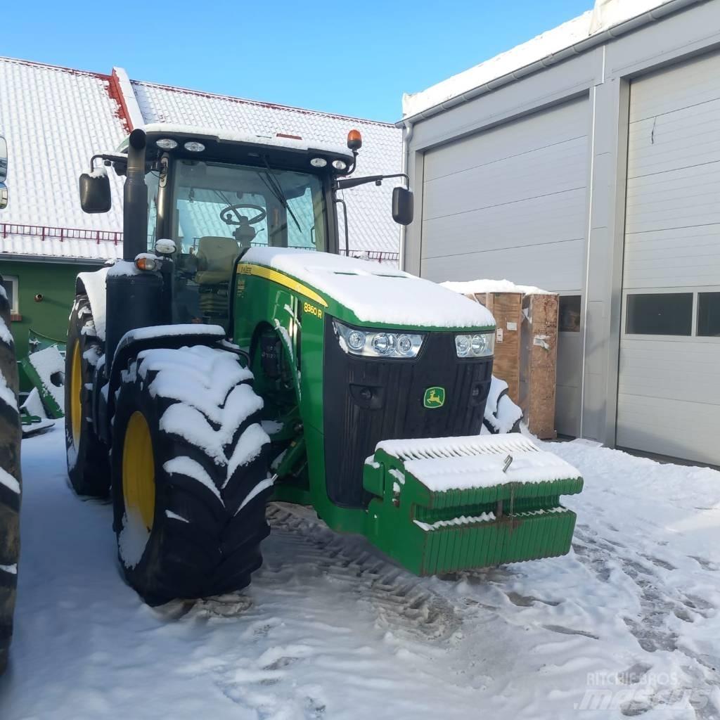 John Deere 8360 R トラクター