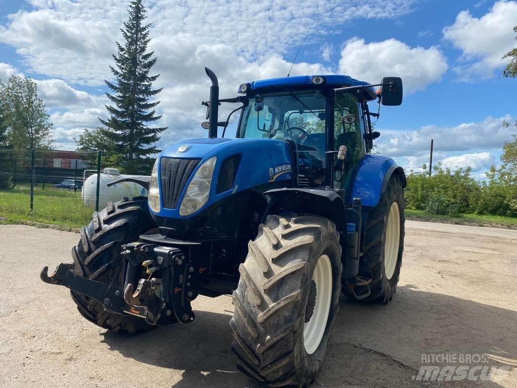 New Holland T 7.235 トラクター