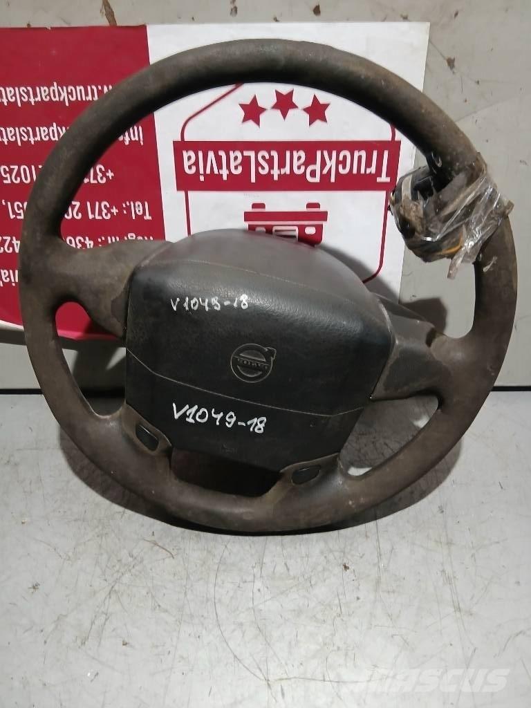 Volvo FH 13    20360936 キャビン及び内装