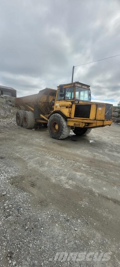 Volvo A 25 C アーティキュレート式ダンプトラック