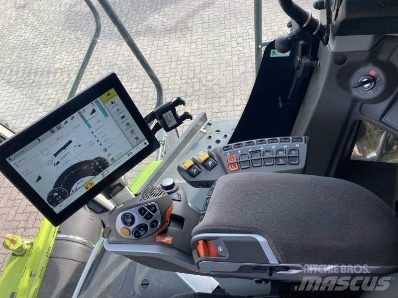 CLAAS LEXION 7500 コンバイン