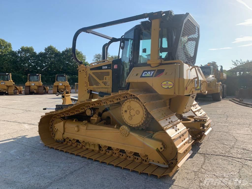 CAT D 6 N LGP ブルドーザー